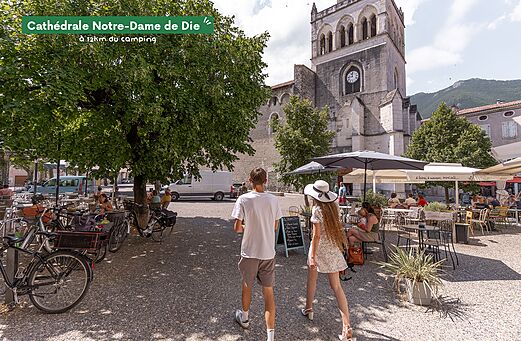 Kathedraal Notre-Dame de Die, historisch monument te bezoeken in de stad Die.