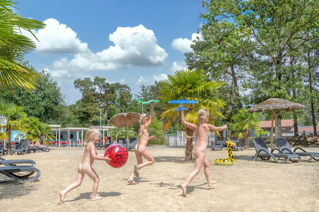 Naturiste Heliomonde, Camping Ile de France - 16